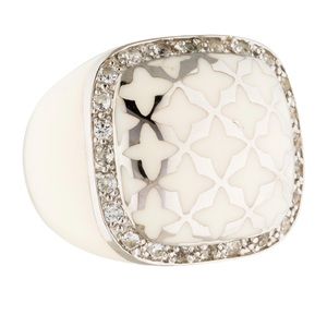 Angélique de Paris Ring